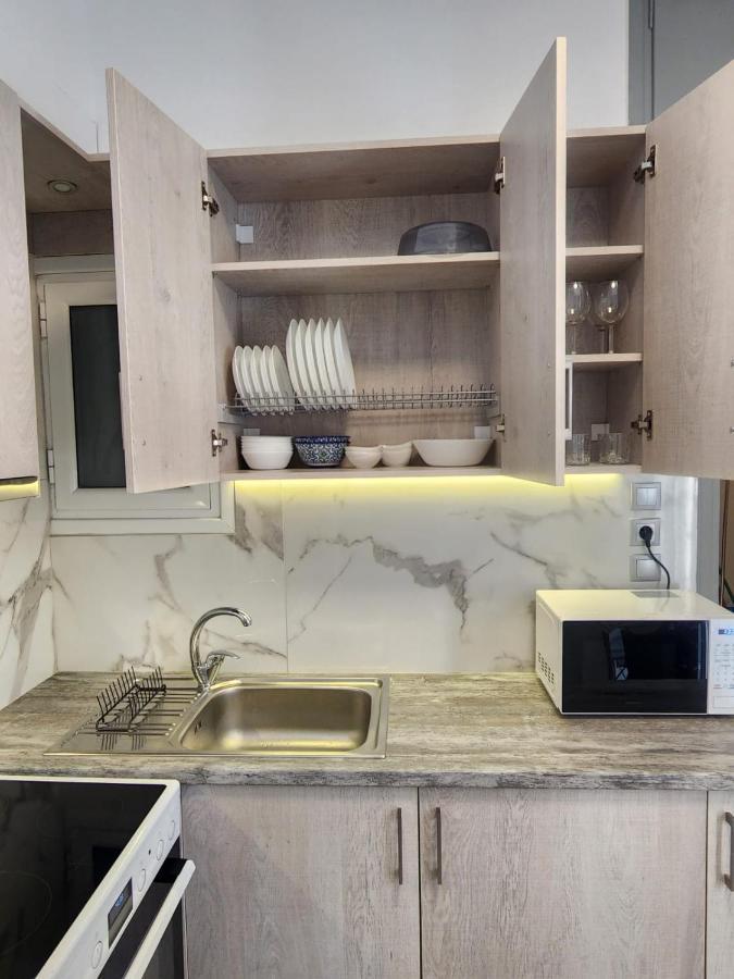 Newly Renovated Apartment 7 Min Walk From Acropolis Athen Eksteriør bilde