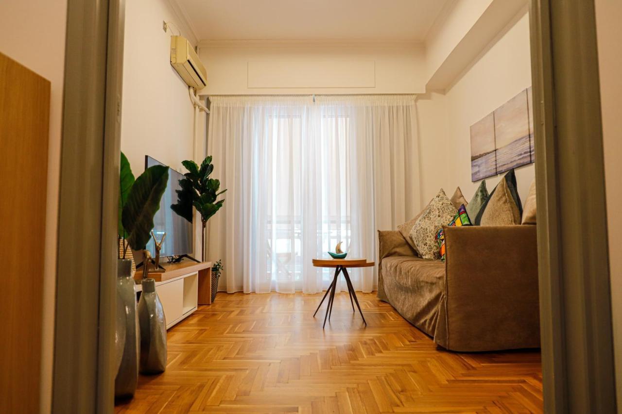 Newly Renovated Apartment 7 Min Walk From Acropolis Athen Eksteriør bilde