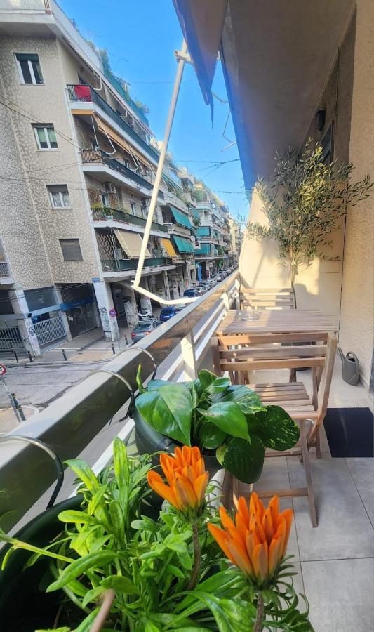 Newly Renovated Apartment 7 Min Walk From Acropolis Athen Eksteriør bilde
