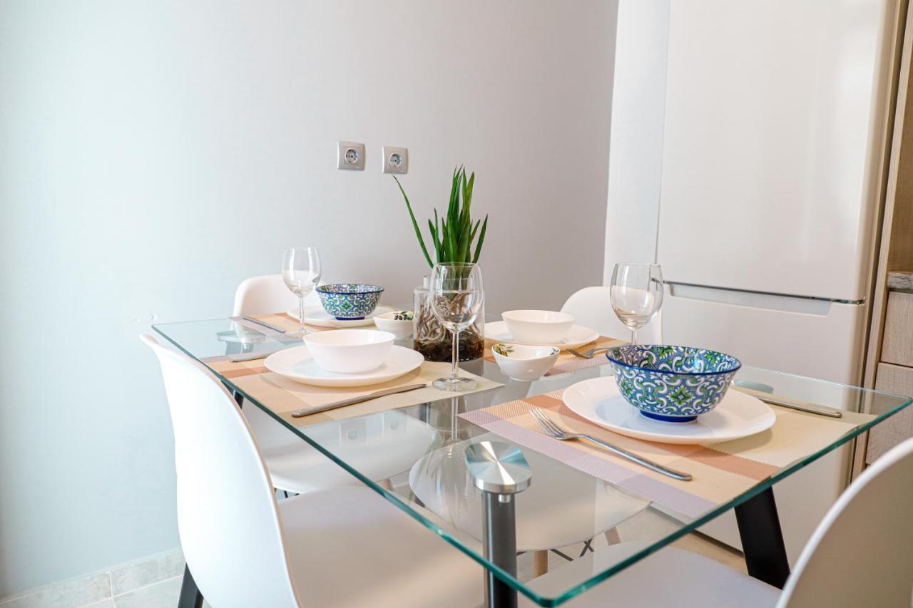 Newly Renovated Apartment 7 Min Walk From Acropolis Athen Eksteriør bilde