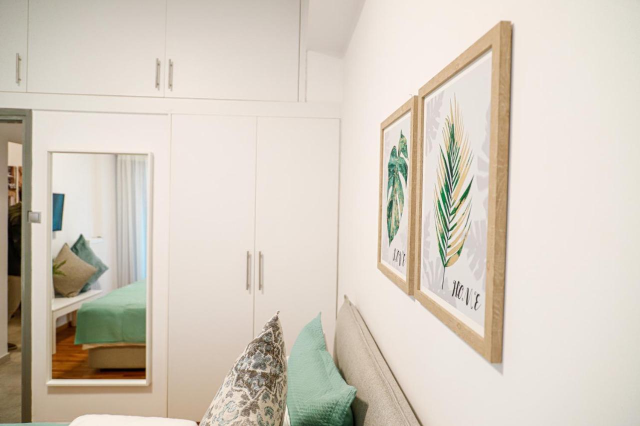 Newly Renovated Apartment 7 Min Walk From Acropolis Athen Eksteriør bilde