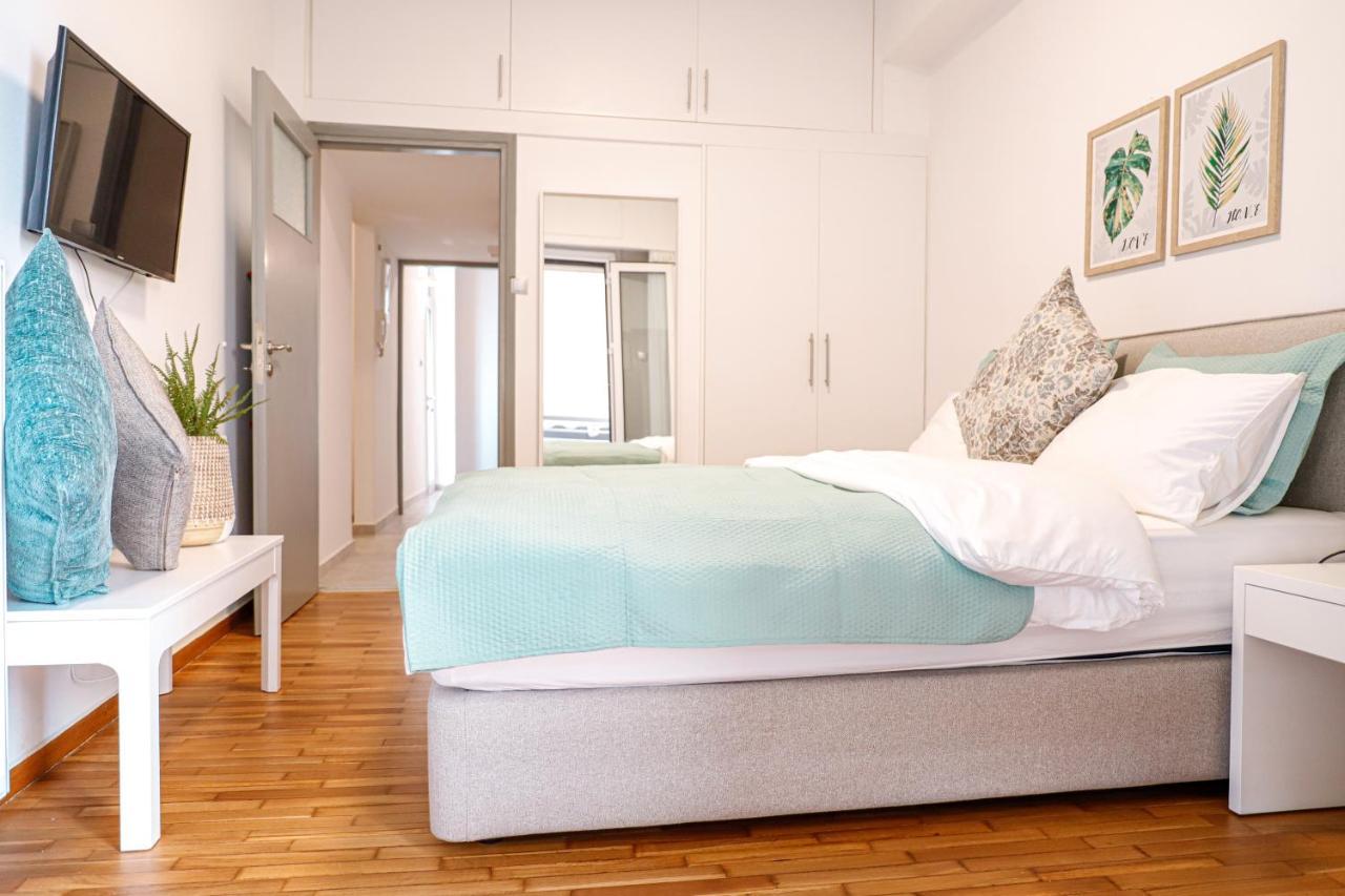 Newly Renovated Apartment 7 Min Walk From Acropolis Athen Eksteriør bilde