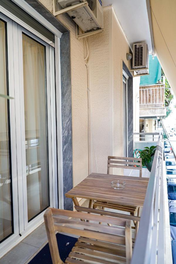 Newly Renovated Apartment 7 Min Walk From Acropolis Athen Eksteriør bilde